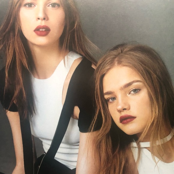 Vogue MARCH 2003 JULIANNE MOORE MINT condition - Picture 8 of 14